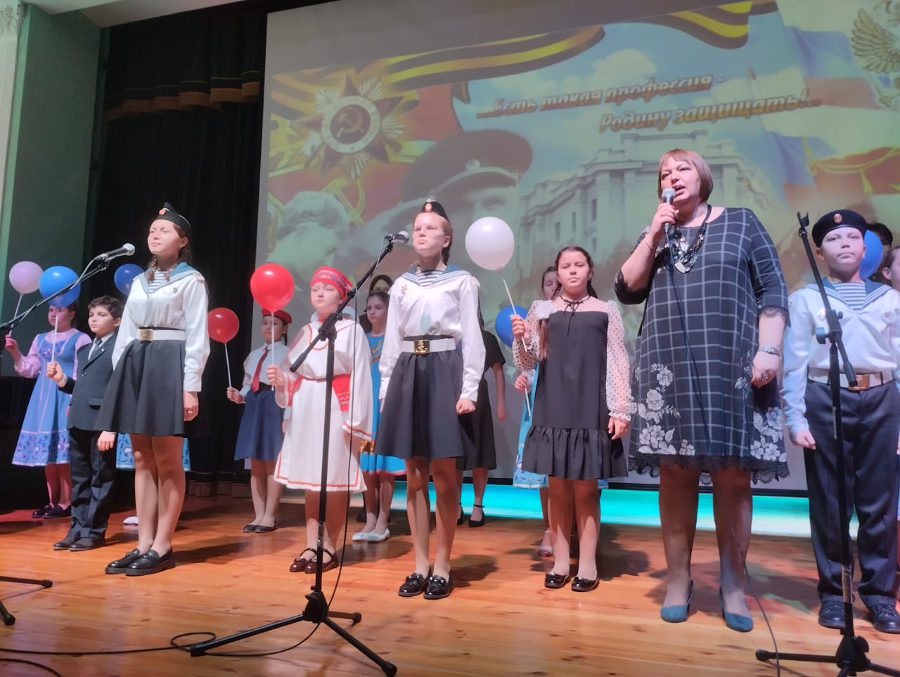 В Центре детского творчества №2 прошел концерт, подготовленный школьниками Темниковского района