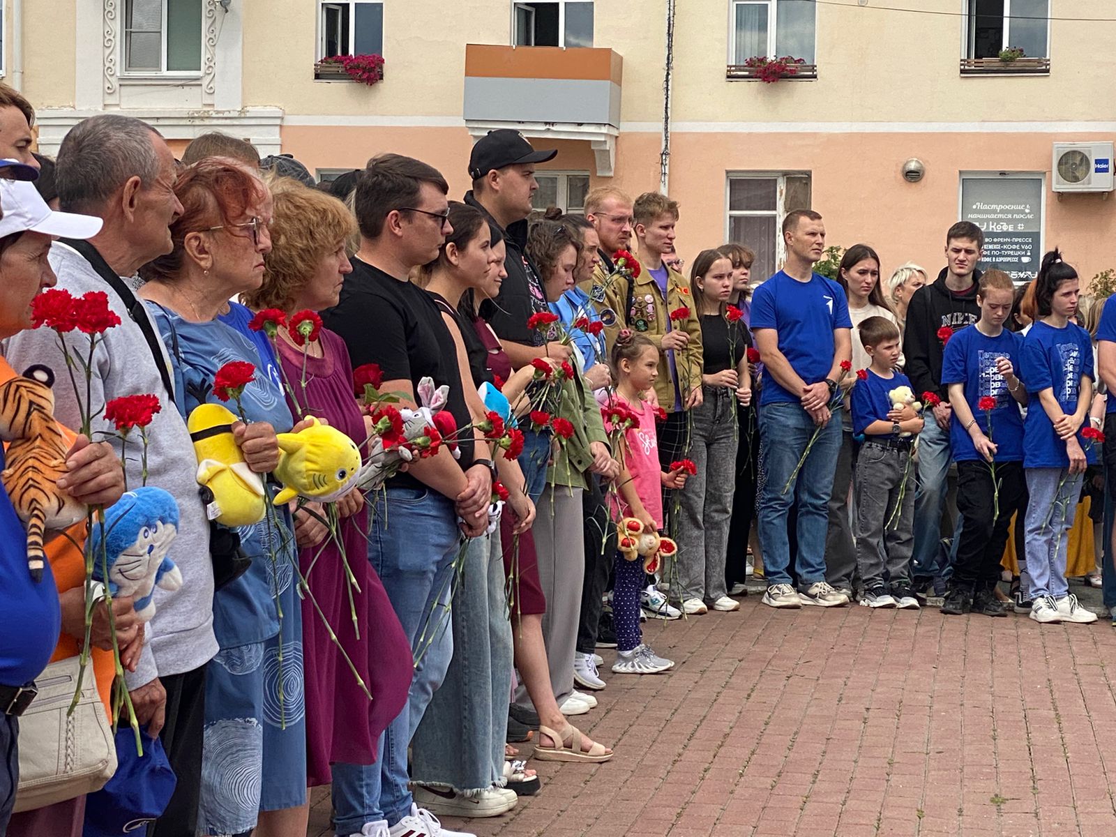 Сегодня 27 июля в Саранске состоялась акция, посвященная Дню памяти детей – жертв войны в Донбассе
