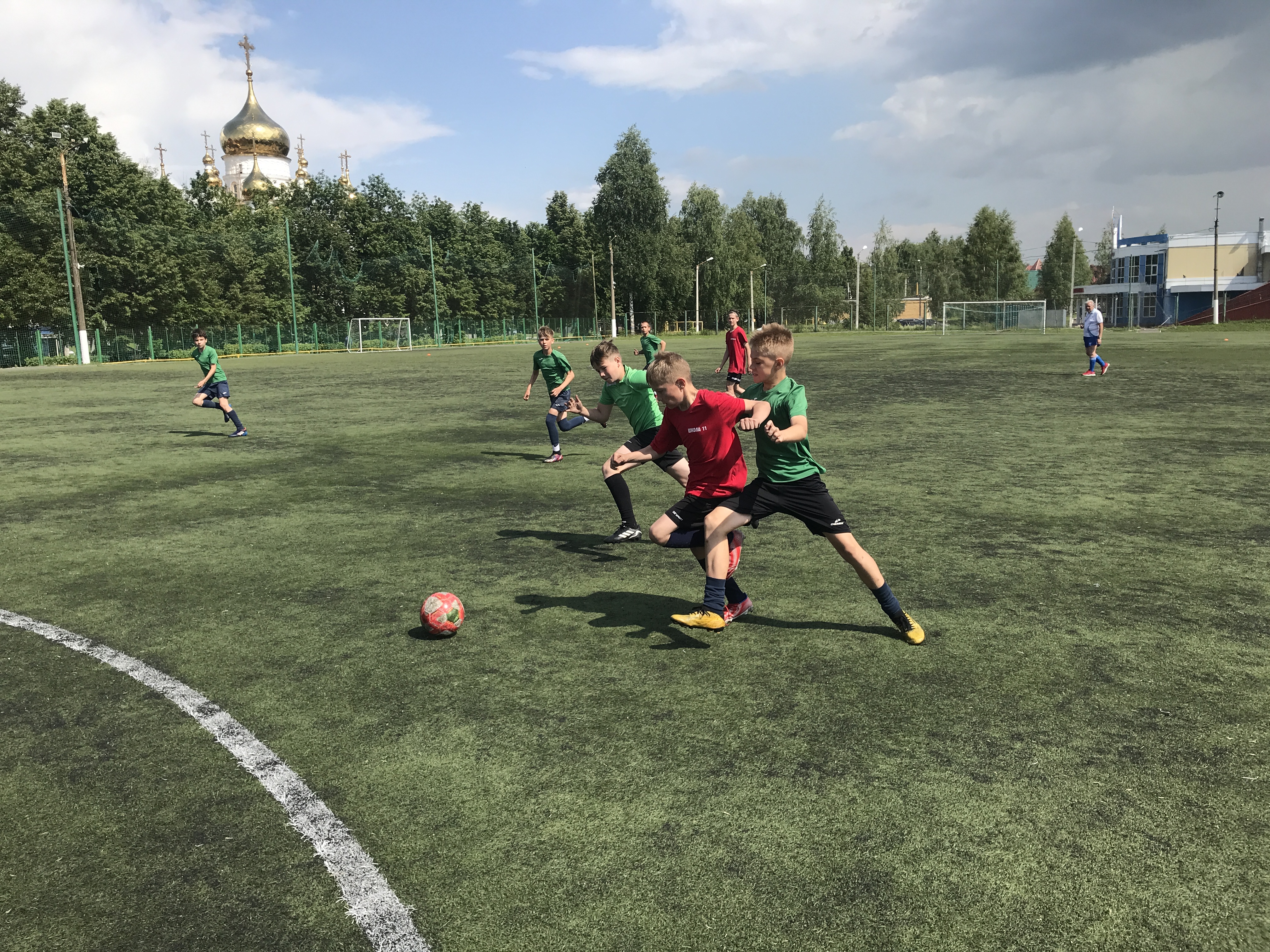 В Саранске состоялись финальные игры по футболу среди юношей в рамках Всероссийского проекта «Кожаный мяч»