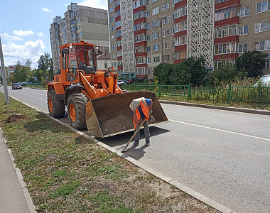 Коммунальные службы г.о. Саранска продолжают работы по благоустройству и уборке городских территорий