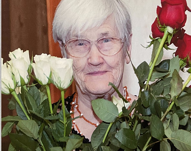 С 95-летним юбилеем поздравили Ветерана Труда Нину Сергеевну Никитину 