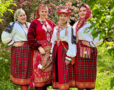 Дворец культуры городского округа Саранск приглашает на Отчётный концерт фольклорного ансамбля «Вармава»