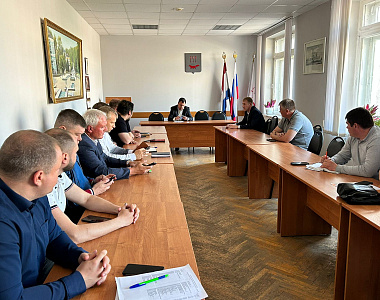 В Администрации Ленинского района городского округа Саранск прошло рабочее совещание под руководством Главы района Пряхина Владимира.